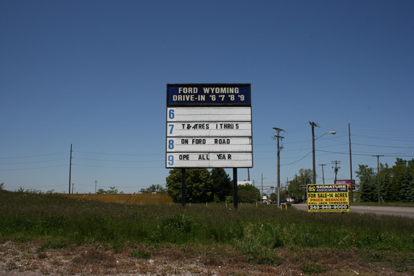 Ford-Wyoming 6-9 Theatre - A Last Look Around May 19 2010